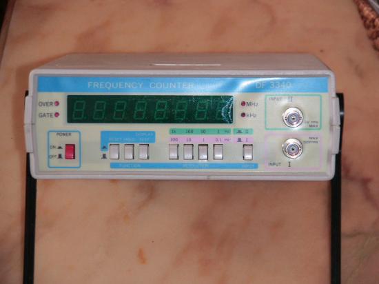 Fréquencemètre DF3340